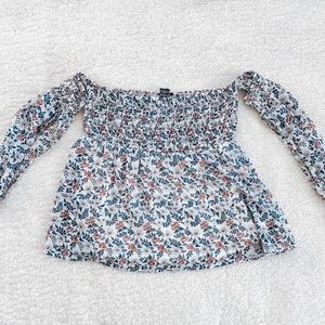American Eagle | Floral Pattern Blouse